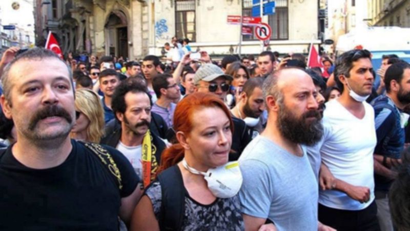 Gezi Parkı olaylarının ünlü isimleri İzmir'deki ağaç katliamına sessiz