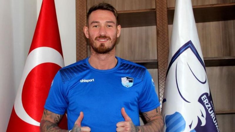 Ömer Şişmanoğlu Erzurumspor ile sözleşme uzattı