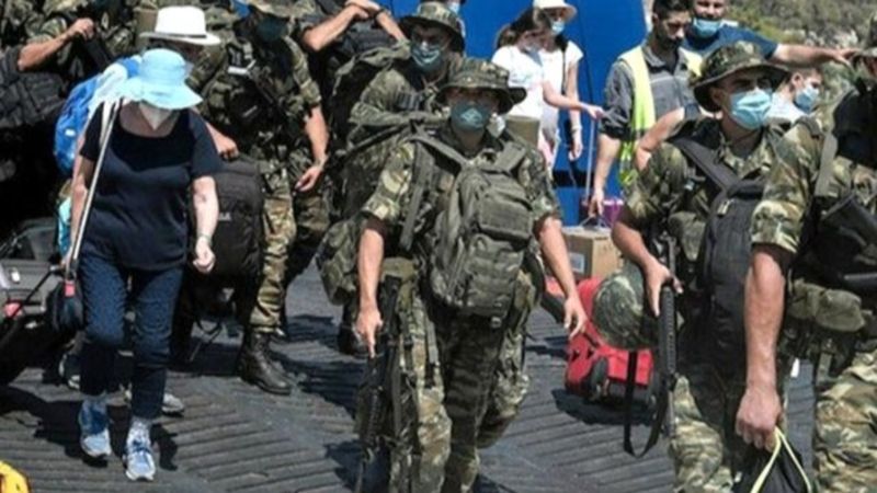 Türk gazeteciler Yunanistan'da hedef gösterildi