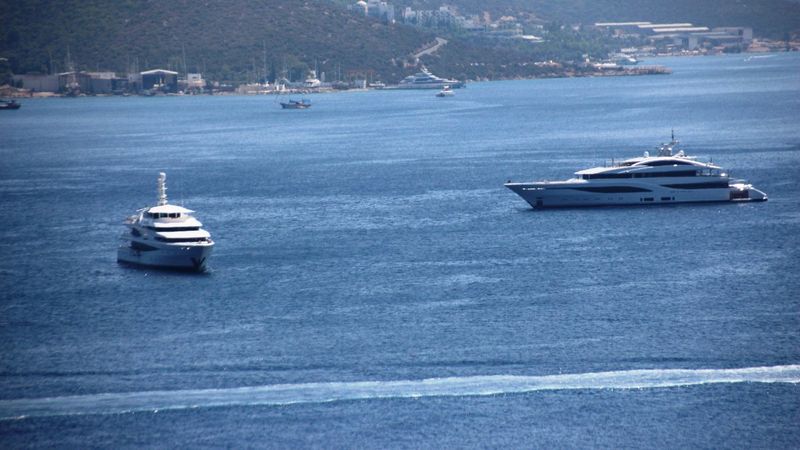 Bodrum, milyon dolarlık yatlara ev sahipliği yapıyor