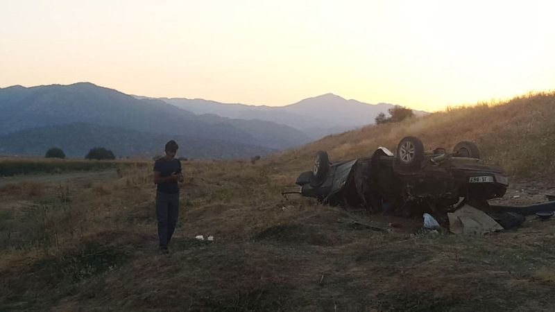 Konya'da otomobil şarampole devrildi: 1 ölü 2 yaralı