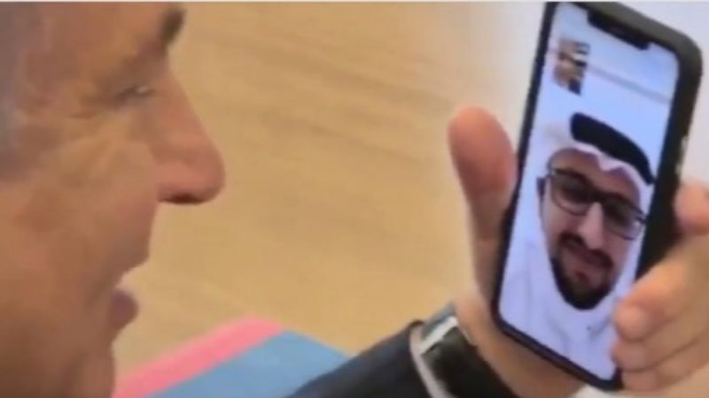 Binyamin Netanyahu ile BAE Prensi Zayed'in temsilcisi arasında samimi görüşme