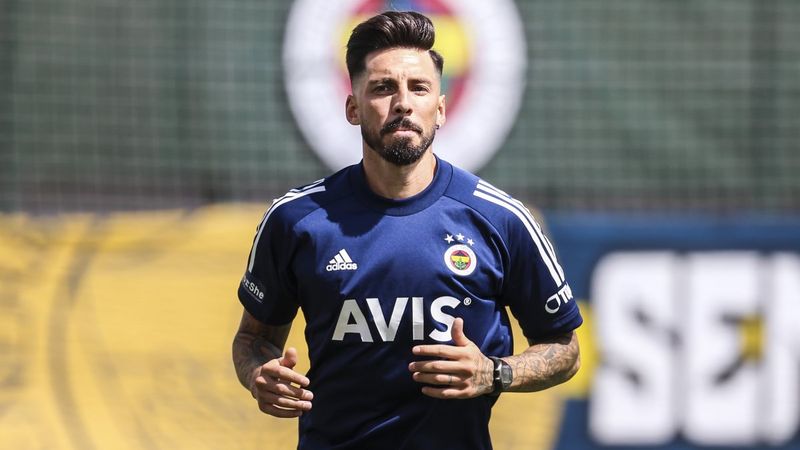 Jose Sosa: Emre Belözoğlu çok büyük bir karakter