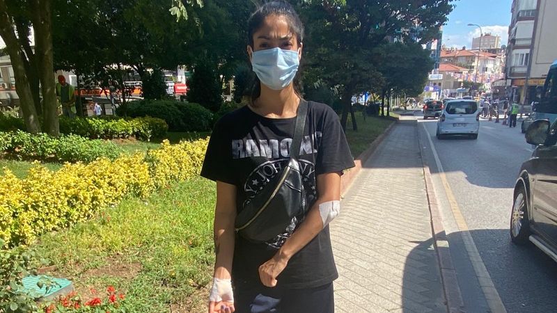 Maltepe'de sokak köpeklerinin saldırısına uğradı