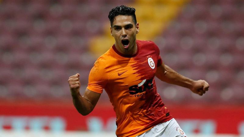 Kolombiya basınından Falcao'ya övgü