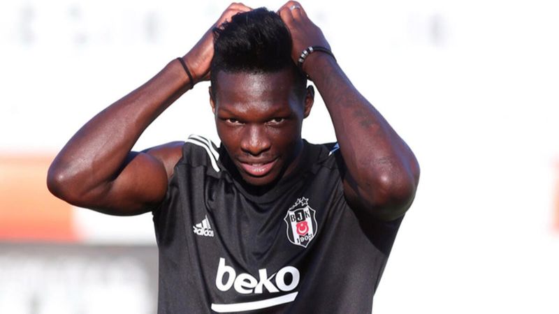 N'Sakala: Davies benim getir götürümü yapar