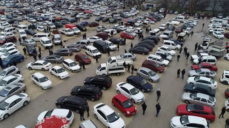 İkinci el araç fiyatlarını kayıtsız oto galericiler artırıyor