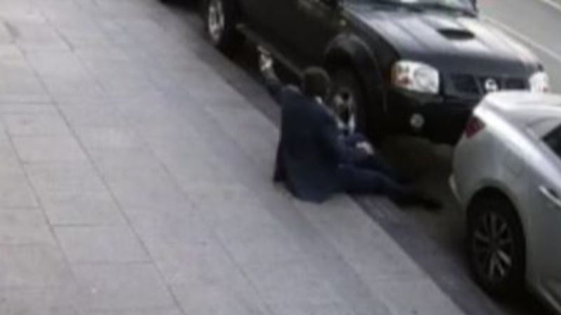 İstanbul Fatih'te silahlı saldırı anı