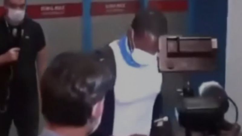 Uçaktan inen siyahiyi Trabzonspor'un yeni transferi sandılar