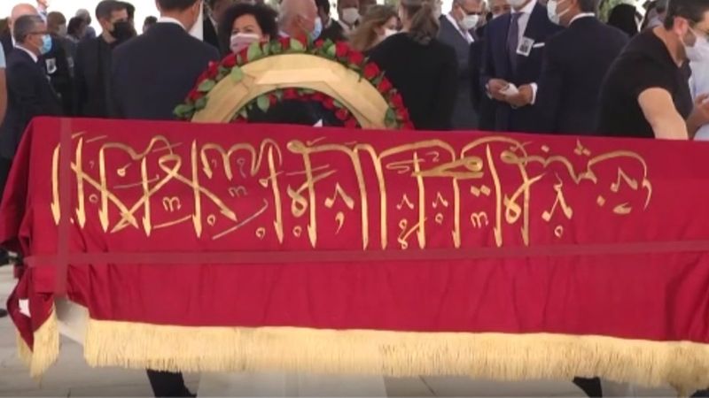 Suna Kıraç son yolculuğuna uğurlandı