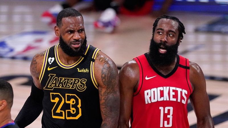 NBA'de yılın 5'leri belirlendi