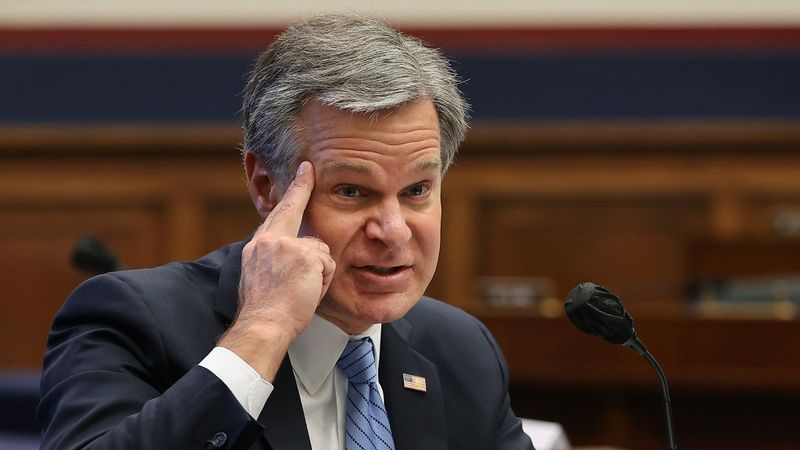 FBI Direktörü: Antifa örgüt değil, ideoloji