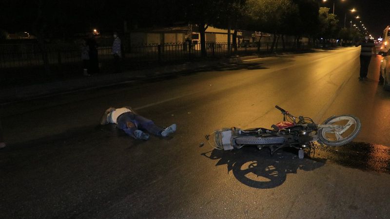 Adana'da 2 motosiklet çarpıştı