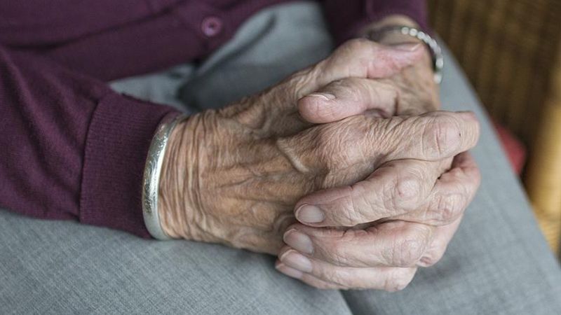 Dünyada 50 milyon kişi demans hastası