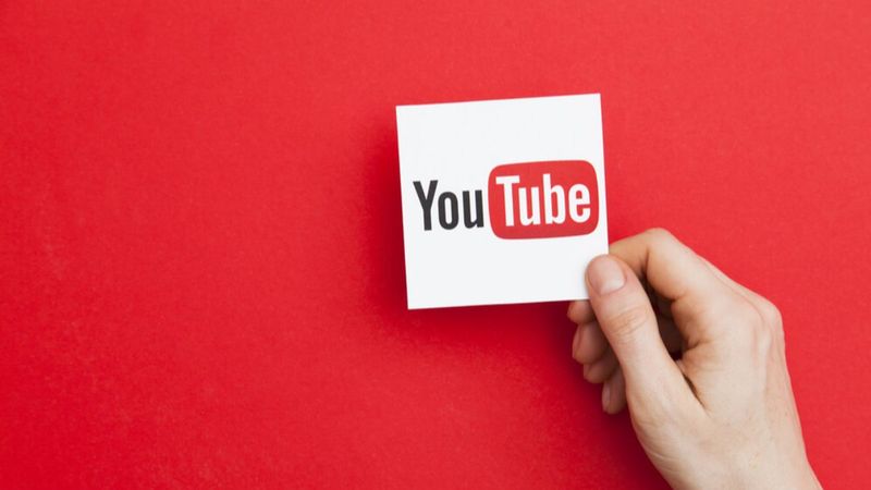 YouTube videolarını kontrol etmek için yapay zeka yerine insanlar kullanılacak