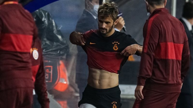 Galatasaray: Saracchi'nin sağ kasık adalesinde zorlanma var