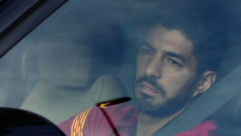 Luis Suarez, Barcelona'dan ağlayarak ayrıldı