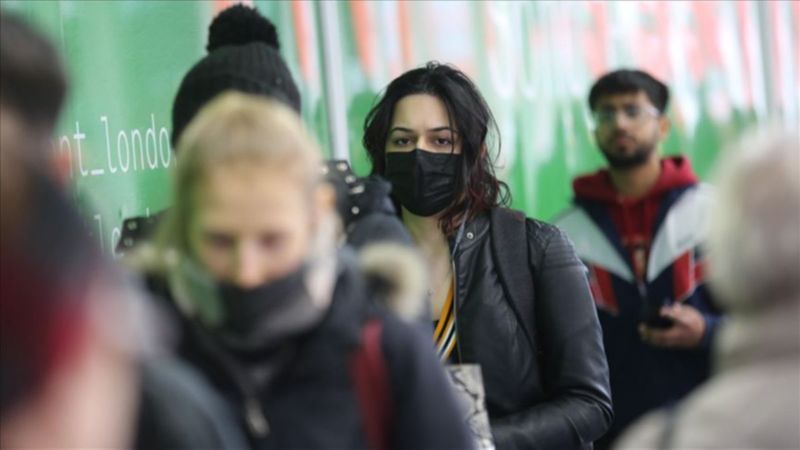 İngiltere'de bir günde 6 bin 634 yeni vaka tespit edildi