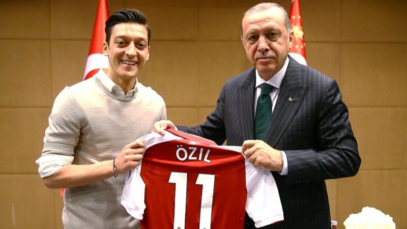 Almanya Futbol Federasyonu: Mesut Özil konusunda hata yaptık