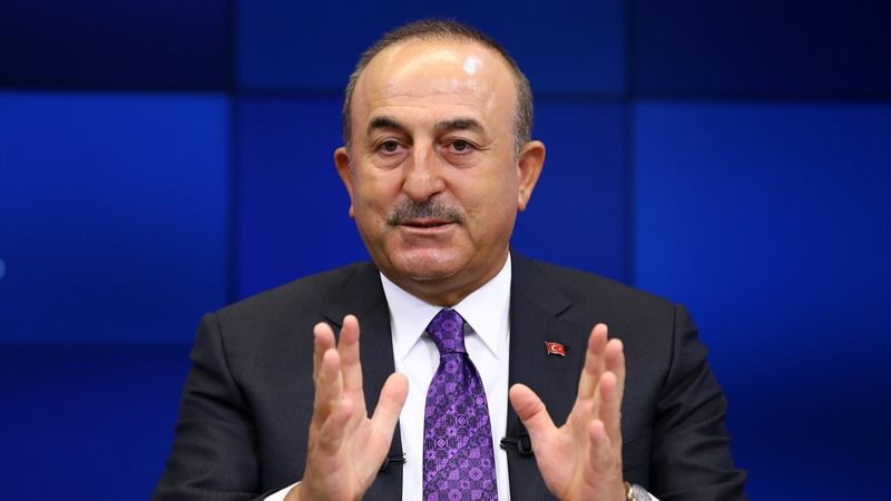 Mevlüt Çavuşoğlu:  Macron işgali destekliyor