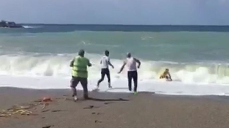 Antalya'da denizde can pazarı yaşandı