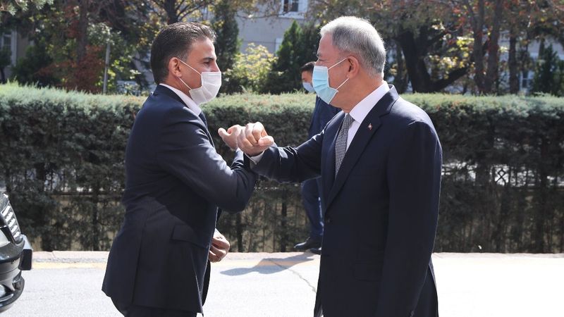 Bakan Hulusi Akar, Libyalı mevkidaşı Namroush ile görüştü