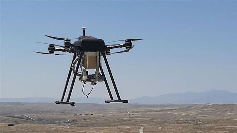 İngiltere Savunma Bakanlığı, iç mekanlarda kullanılacak silahlı drone geliştiriyor