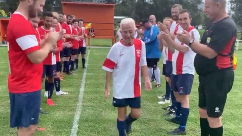 Peter Webster, 80 yaşında futbolu bıraktı