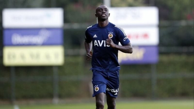 Fenerbahçe, Cisse'nin lisansını çıkardı