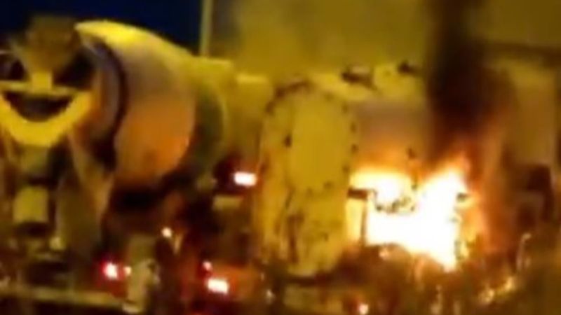 Kastamonu'da bir kamyon yandı