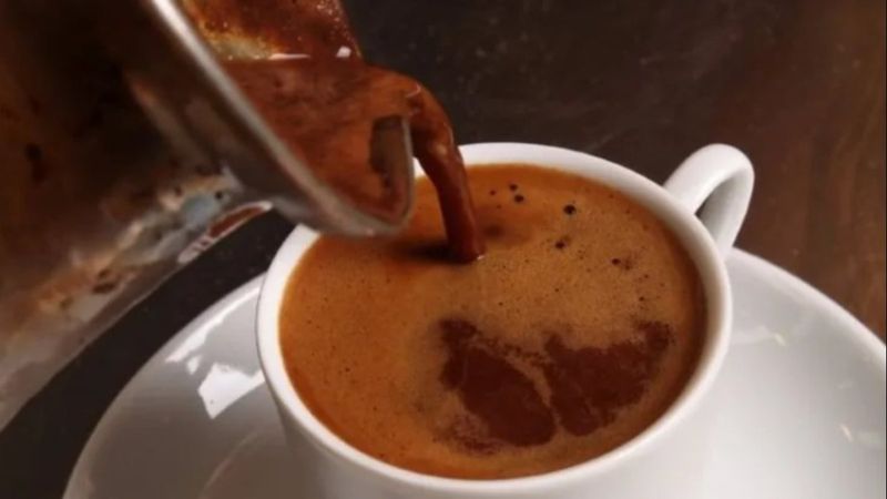 Sabah aç karna kahve içmek zararlı