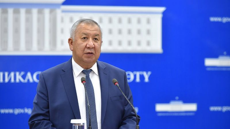 Kırgızistan'da Başbakan ve Meclis Başkanı istifa etti