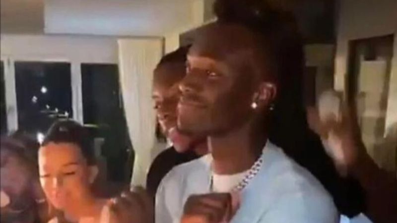 İngiliz futbolculardan korona partisi