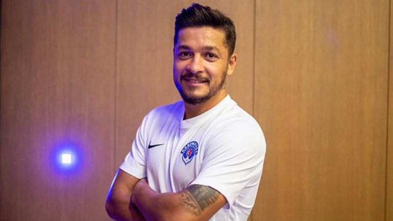 Ahmet Oğuz: Beşiktaş'ı çok bekledim