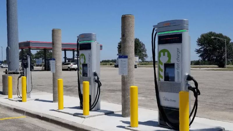 Almanya'dan özel elektrikli araç şarj istasyonlarına 900 euro teşvik