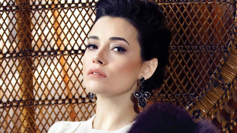 Özgü Namal, eşinin cenaze törenine katılamadı