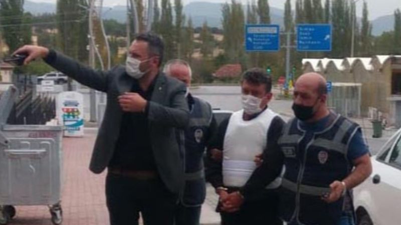 Canlı yayında kayınpederini öldürdüğünü itiraf edince yeniden tutuklandı