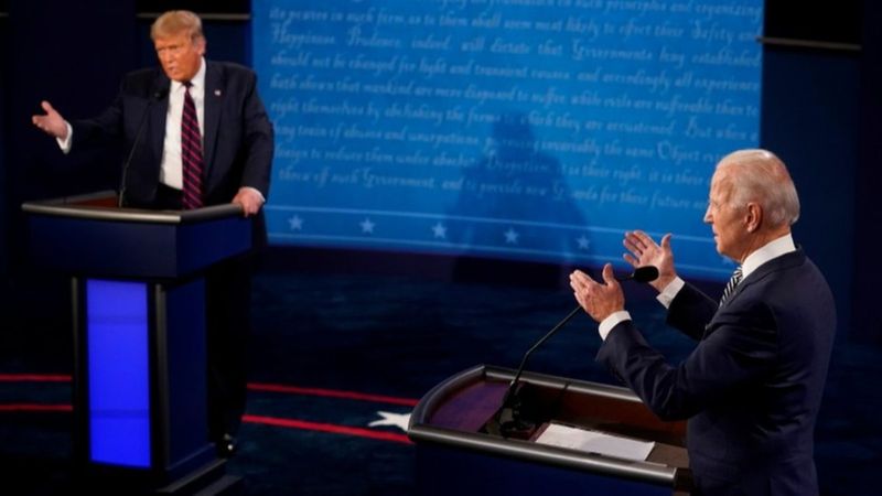 Biden’ın ekibi, tartışmaların ertelenmesi teklifini reddetti