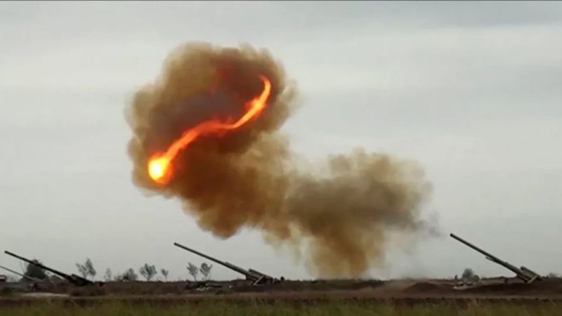 Azerbaycan, 24 saatte çok sayıda askeri teçhizat imha etti