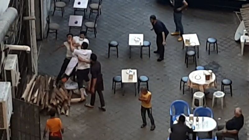 Kahramanmaraş'ta usta ile çırak yumruk yumruğa kavga etti