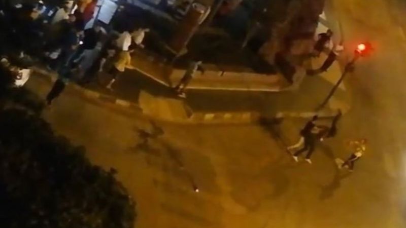 Antalya'da cadde ortasında kavga