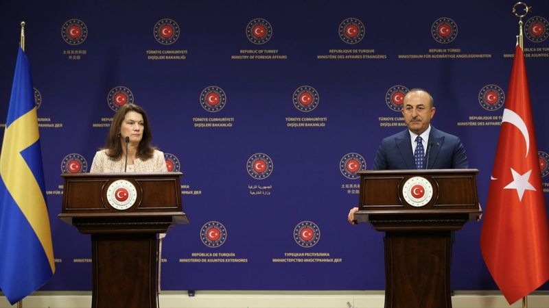 Mevlüt Çavuşoğlu'ndan İsveçli bakan Ann Linde'ye 'Suriye'den çekilin' cevabı