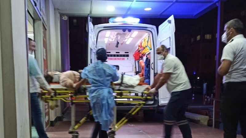 Samsun'da balkondan düşen kız ağır yaralandı