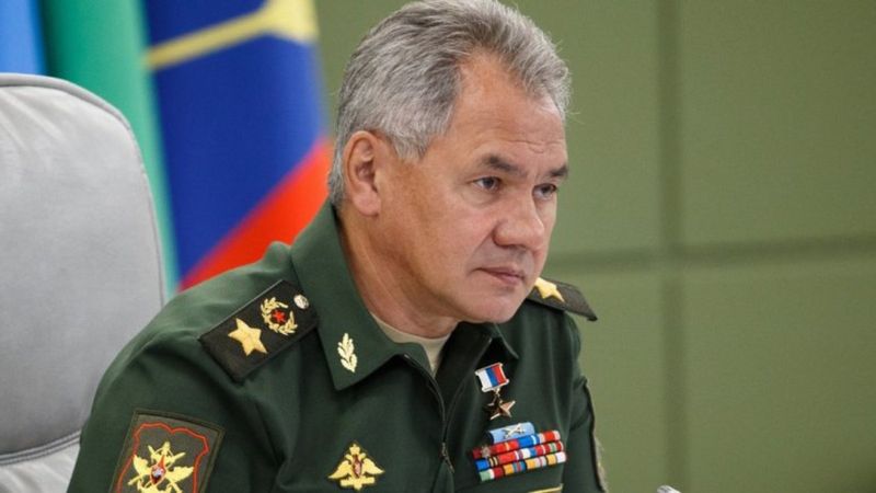 Rusya Savunma Bakanı, Azerbaycan ve Ermenistan savunma bakanlarıyla görüştü