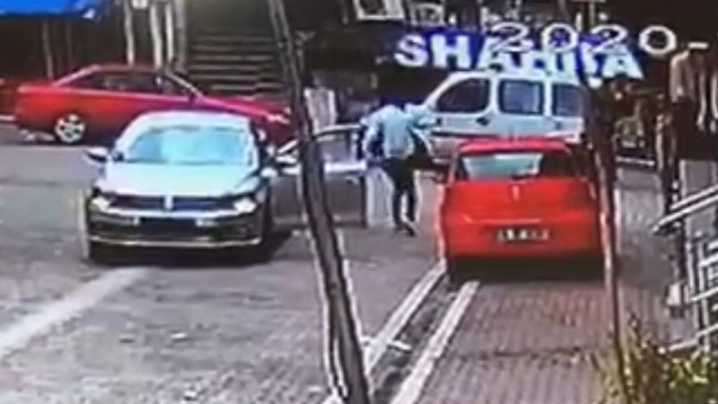 Esenyurt’ta araçtan inen saldırgan kurşun yağdırdı