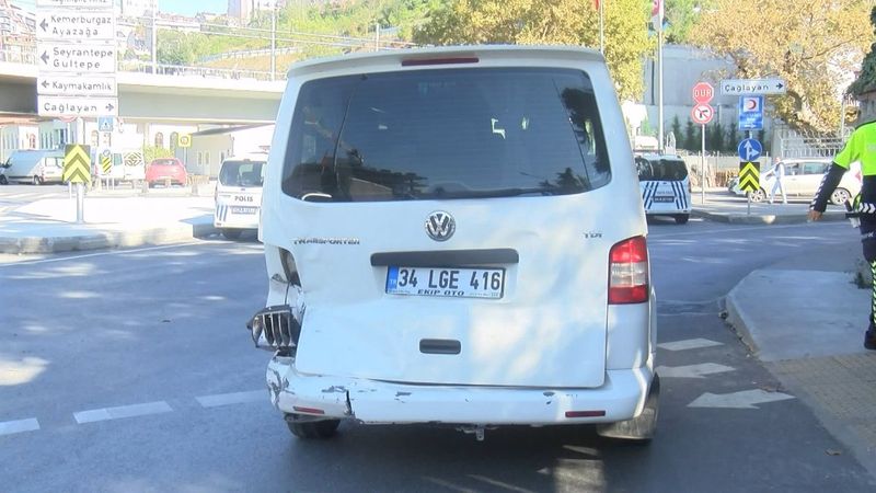 Kağıthane'de öğrenci servisi kaza yaptı: 3 öğrenci hafif yaralı