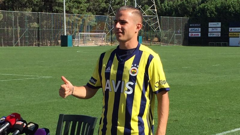 Pelkas: Hocanın istediği her pozisyonda oynarım