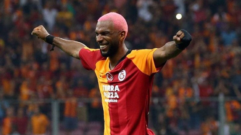Ryan Babel'in sözleşmesindeki madde can sıkıyor