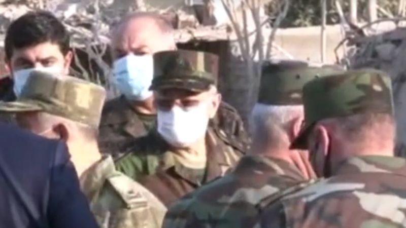 Gence'de füze düşen yerde inceleme