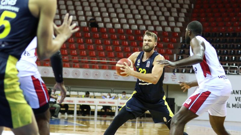 Fenerbahçe, Gaziantep'i de yenerek 4'te 4 yaptı